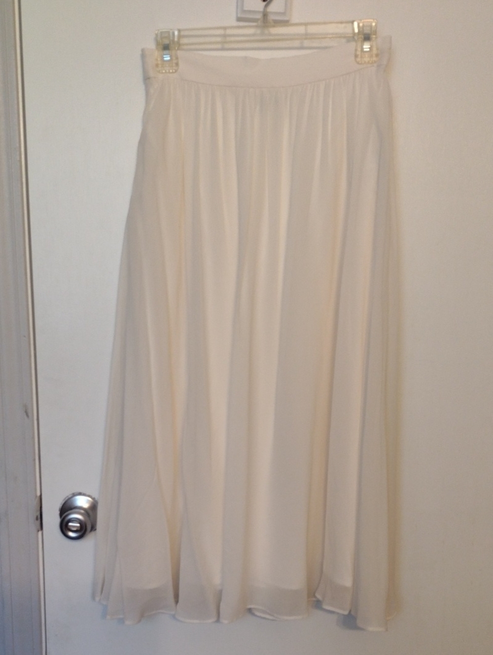 NEW Lilysilk Cream White Silk Chiffon Layered Midi Skirt Size 4 Small
